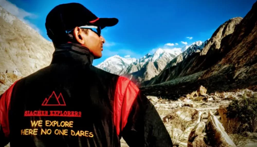 Field expedition in the mountains